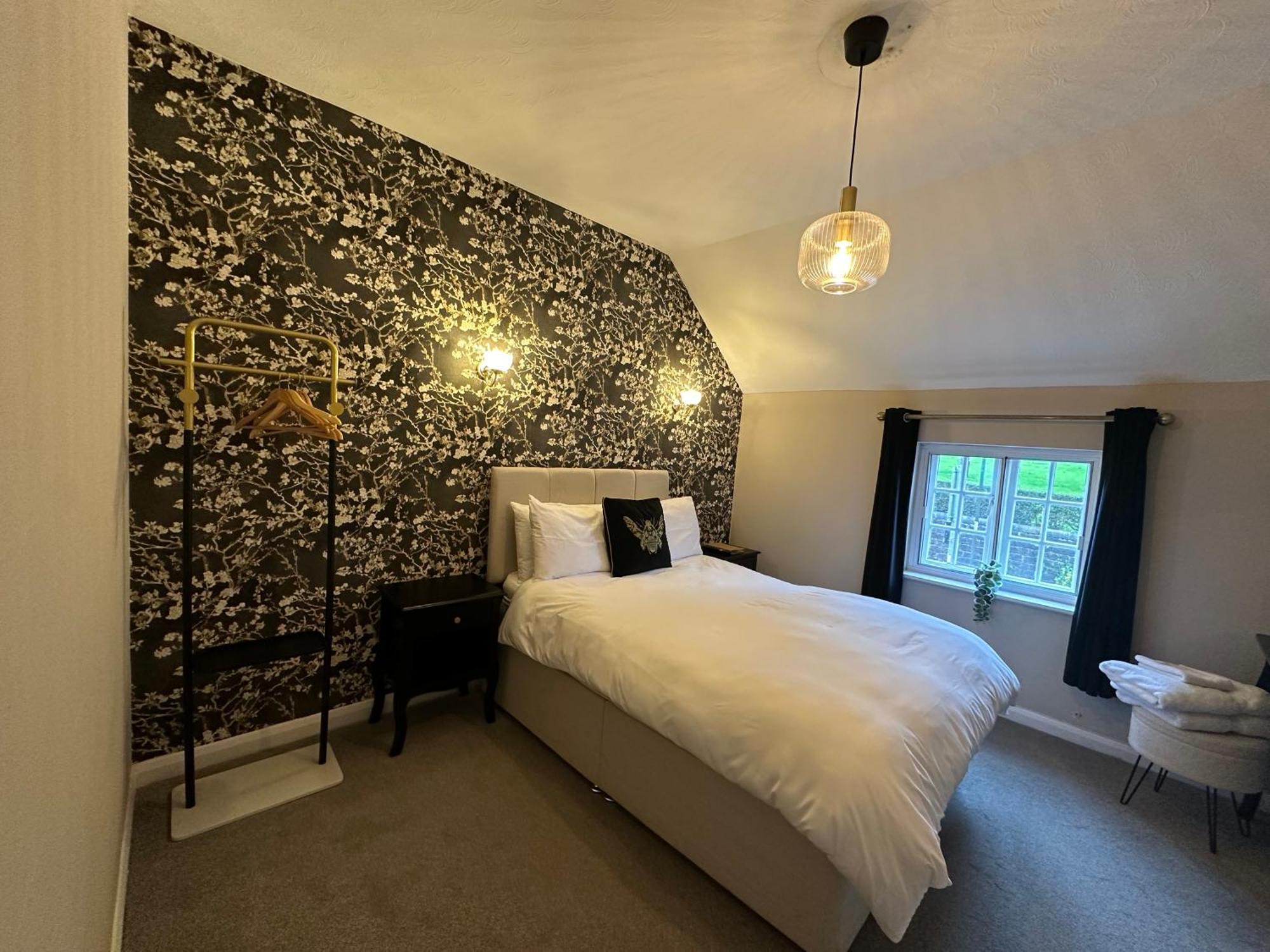 The Unicorn Inn Newton Solney Phòng bức ảnh